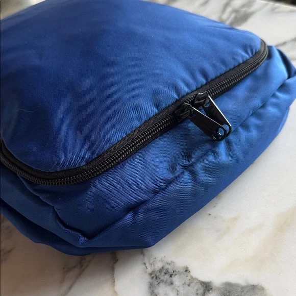 L.L. Bean Traveler Blue Toiletries Travel Case w/ Insert - Picture 3 of 14